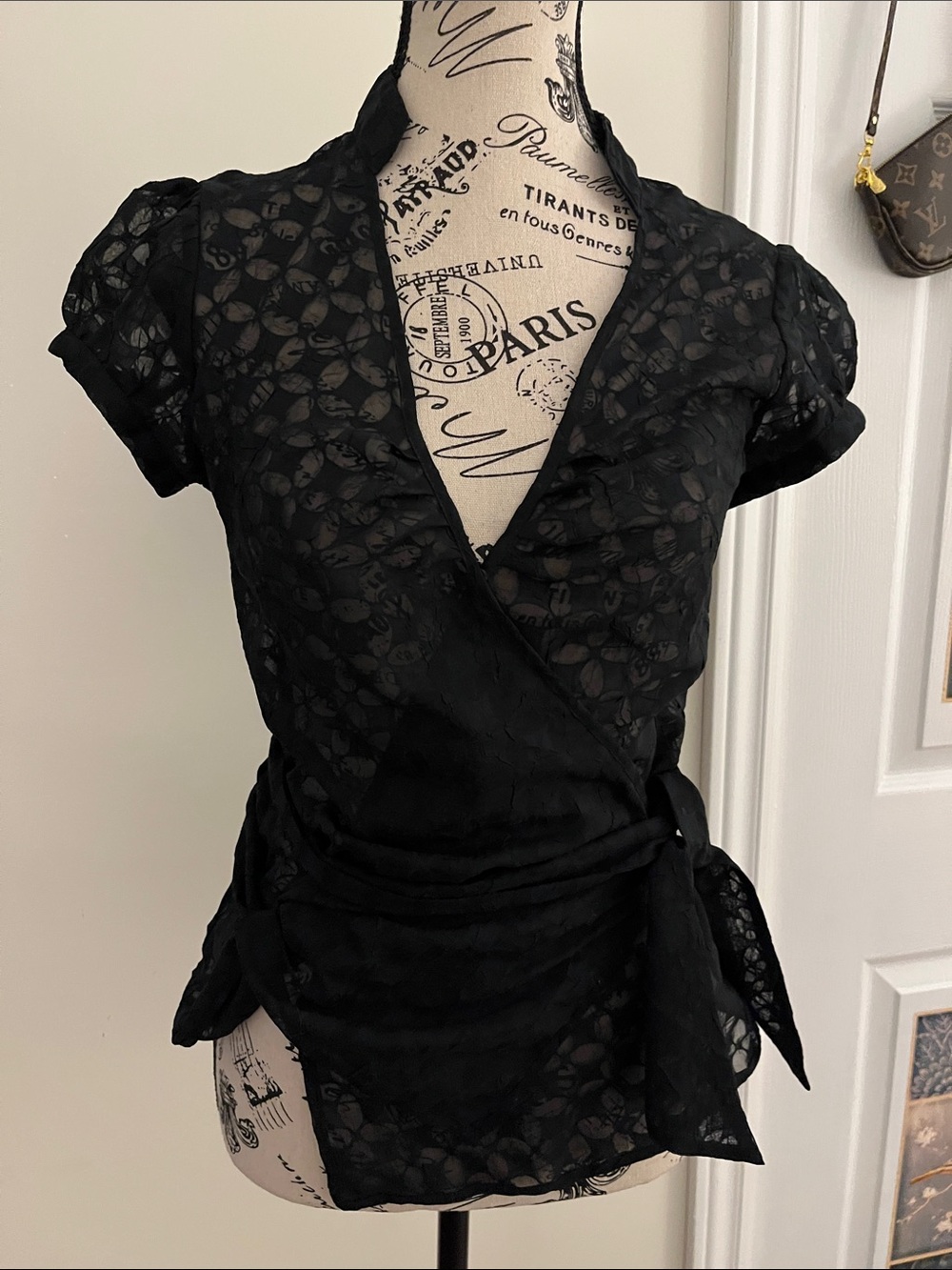 😃Express Black Lace Wrap Blouse
